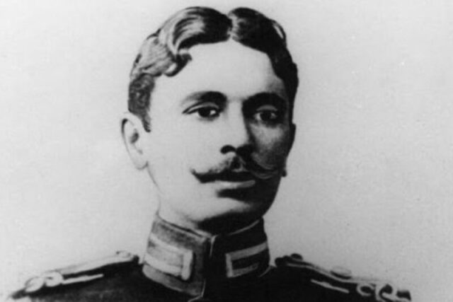 Μια άγνωστη μικρή ιστορία του Τέλλου Άγρα: Το «Σύνταγμα Αγαπηνού»