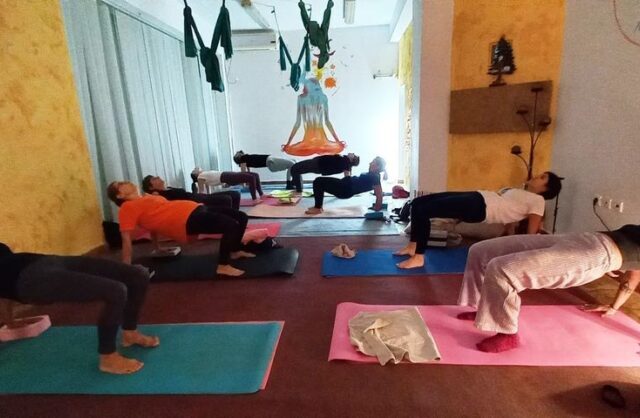 Ardha purvottanasana -Απο την Μαργιαννα Καρακωστα