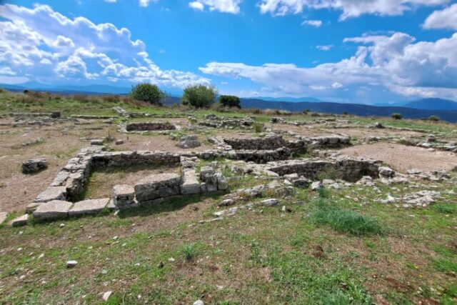 Περιηγησεις – Αρχαία Πασσαρώνα – Απο τον ΤΡΙΑΝΤΑΦΥΛΛΟ ΑΘΑΝΑΣΟΥΛΑ