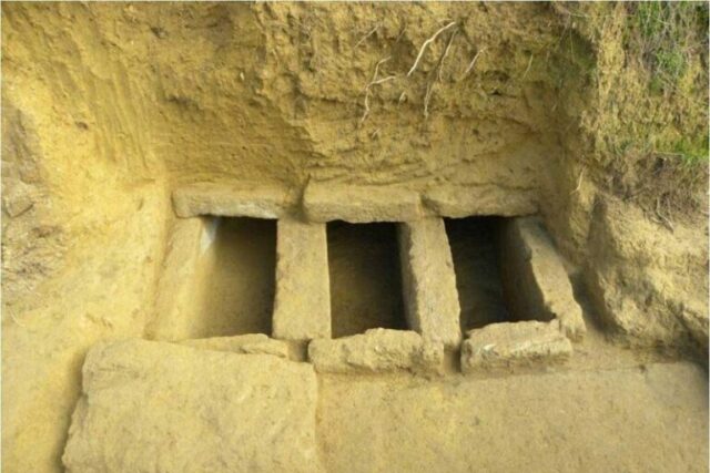 Περιηγησεις : Στην Αρχαία Θουρία –  Απο τον Γιάννη Φαρσαράκη