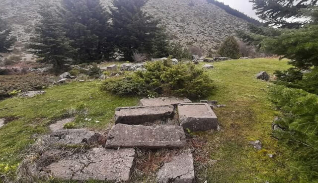 Πυρά του Ηρακλέους στην Οίτη: Ο τόπος που πέθανε ο μυθικός ήρωας Ηρακλής –  Aπο τον Τριανταφυλλο Αθανασουλα