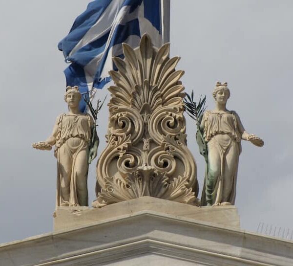 Τα  α κ ρ ω τ ή ρ ι α   του   Π α ρ θ ε ν ώ ν α  – Απο την  Μιράντα Σκηνίτη