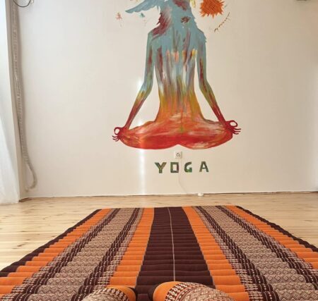 Vrksasana-δέντρο – Απο την Μαργιαννα Καρακωστα