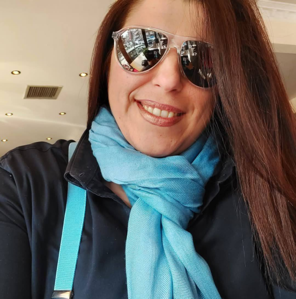 Lena Kyropoulos : Οι Δελφοί κρατούν τη δάδα της πολιτιστικής εξωστρέφειας της Ελλάδος ζωντανή και γενναία  -Συνέντευξη της  Λιλικας Αρνακη