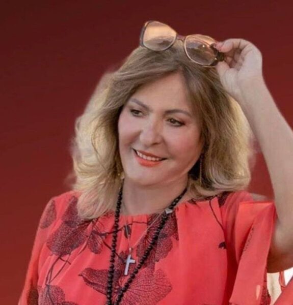 …ΒΑΣΩ ΧΑΡΑΚΙΔΑ: ΜΙΑ ΣΠΑΝΙΑ, ΥΠΕΡΟΧΗ ΕΡΜΗΝΕΥΤΡΙΑ …Γράφει ο Πάνος Καλουδάς