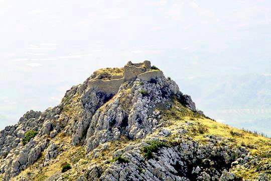 ΠΙΝΑΚΕΣ  από  ΠΕΝΤΕΣΚΟΥΦΙΑ  ΚΟΡΙΝΘΙΑΣ – Απο την Μιράντα Σκηνίτη