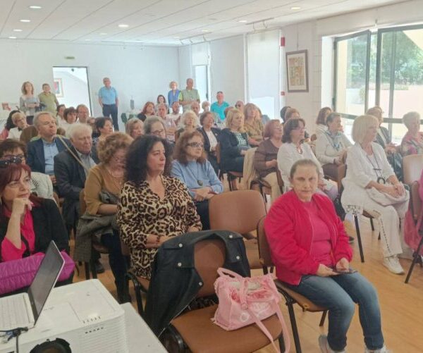 Παρουσίαση – ΚΑΤΑΣΤΡΟΦΗ 1922 ΜΙΑ ΦΩΤΟΓΡΑΦΙΑ ΔΙΗΓΕΙΤΑΙ ΤΗΝ ΙΣΤΟΡΙΑ ΤΗΣ – ΒΙΝΤΕΟ – Απο τον Φ.Κ