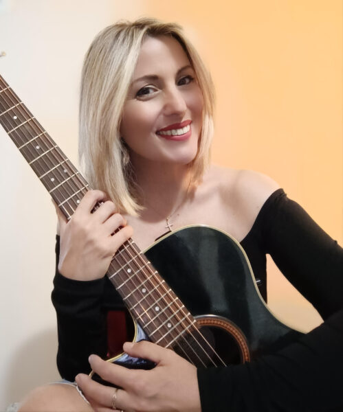 Συνεντευξη : Εριφυλη Ξαρχακου -Η αυθεντικότητα και η αφοσίωση είναι το κλειδί για να δημιουργείς κάτι πραγματικά σημαντικό.