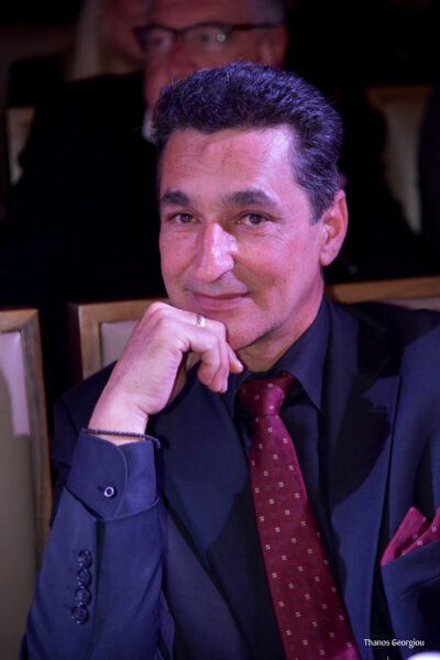 vima365 :  Και παλι κοντα μας ο Στέλιος Ταντούρης