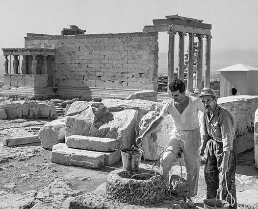 Η  ΑΡΧΑΙΑ  ΔΕΞΑΜΕΝΗ  ΥΔΑΤΟΣ  ΕΠΙ  ΤΗΣ  ΑΚΡΟΠΟΛΕΩΣ – Απο την Μιράντα Σκηνίτη