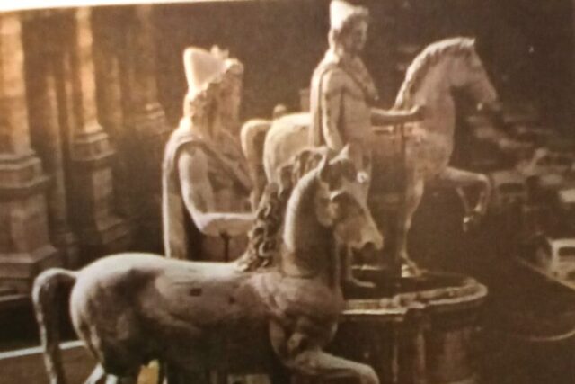 ΔΙΟΣΚΟΥΡΟΙ –  Απο την Αρχαιολογο   Σοφία Δημητριαδου Κοκκίνου