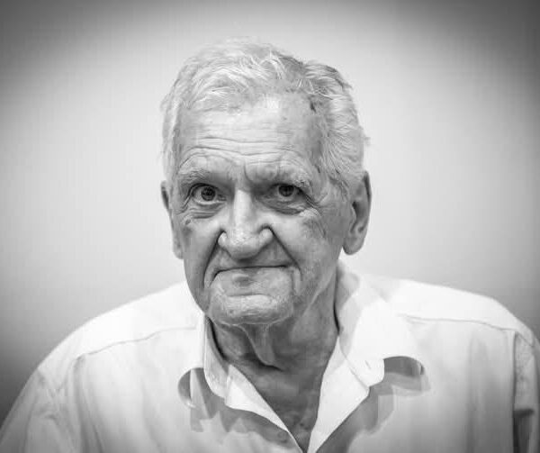 Ολομέλεια της Ακαδημίας Αθηνών : Τιμή στον  Τίτο Πατρίκιο