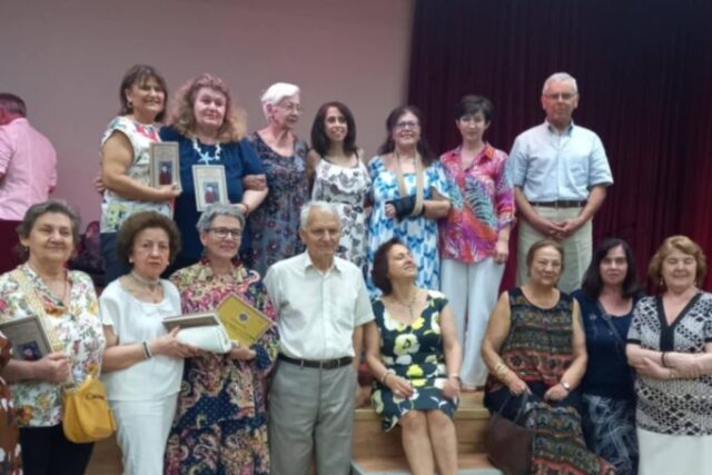 Παρουσιάστηκε η Ανθολογία του Ε.ΛΟ.ΣΥ.Λ που είναι αφιερωμένη στην Δήμητρα Μπαρδάνη  –  Γράφει ο ΛΕΟΝΤΙΟΣ ΠΕΤΜΕΖΑΣ