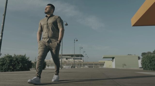 Πιλάτος Κουνατίδης: Κυκλοφόρησε το απόλυτο καλοκαιρινό hit «2 Λεπτά»