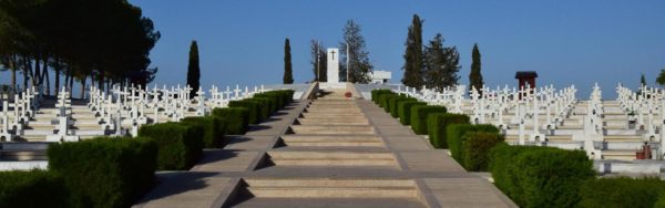 Ηρωες Πυροβολητές στον Τύμβο της Μακεδονίτισσας