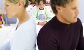 Χωρίζουν οι Σύντροφοι, Όχι οι Γονείς – Απο την Λιλικα Αρνακη