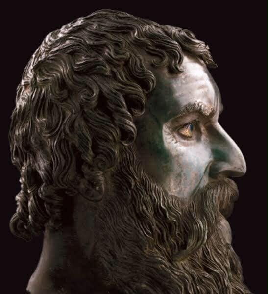 ΘΡΑΚΙΚΟΣ  ΤΑΦΟΣ  του  ΗΓΕΜΟΝΑ  ΤΩΝ  ΟΔΡΥΣΩΝ  ΣΕΥΘΗ Γ´  –  Aπο την  Μιράντα Σκηνίτη