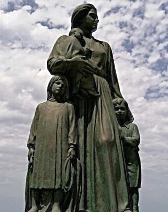 «ΚΑΤΑΣΤΡΟΦΗ 1922- ΜΙΑ ΦΩΤΟΓΡΑΦΙΑ ΔΙΗΓΕΙΤΑΙ ΤΗΝ ΙΣΤΟΡΙΑ ΤΗΣ»  Στελιάάάά!  – Απο τον Μανο Κιλημαντζο