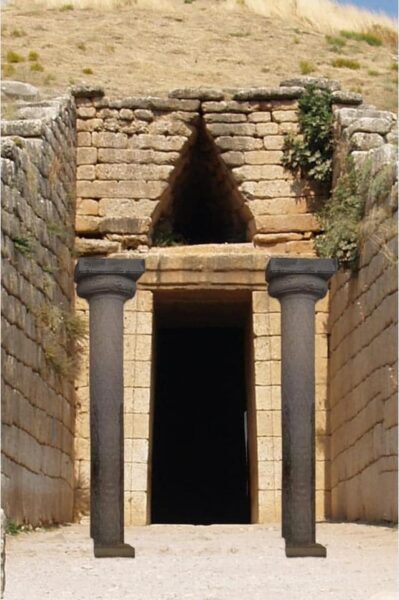 Ο  ΘΗΣΑΥΡΟΣ  ΤΟΥ  ΑΤΡΕΑ … Απο την Μιράντα Σκηνίτη