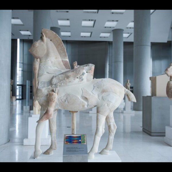 Ο  «ΠΕΡΣΗΣ  ή  ΣΚΥΘΗΣ»  ΙΠΠΕΑΣ  από  ΑΚΡΟΠΟΛΗ – Απο την Μιράντα Σκηνίτη