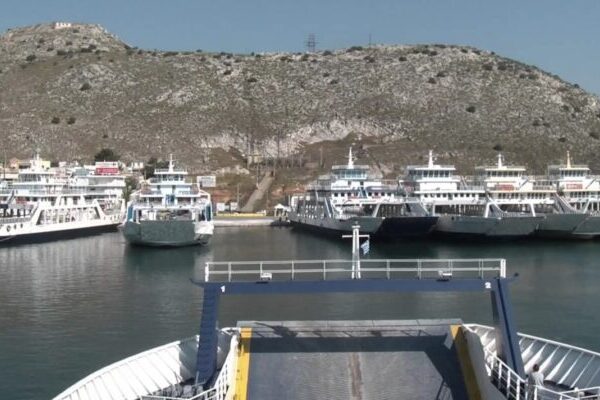 Υπάρχει στην Σαλαμινα Λιμενικο ;;;;  Απο τον Φιλιππο Καρακωστα 