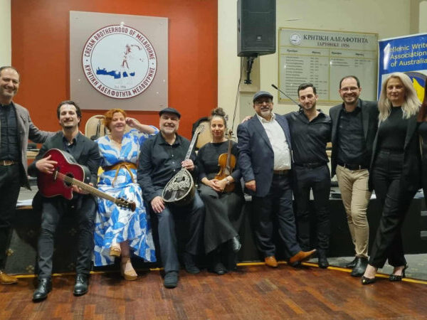 Αφιέρωμα στο Μίκη Θεοδωράκη