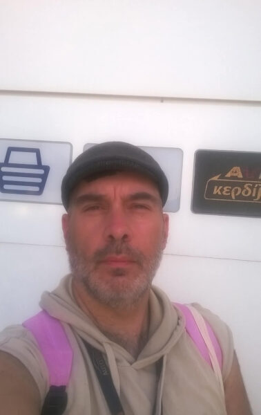 Μήνας Τσαμπανης    Ένας άνθρωπος με πολλά ταλέντα