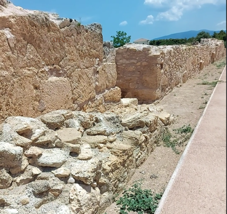 Το κορινθιακό Εξαμίλι