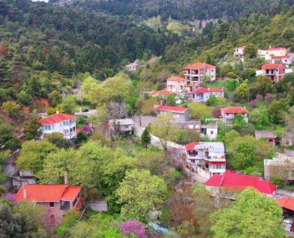 Το άγνωστο ορεινό χωριό της Εύβοιας