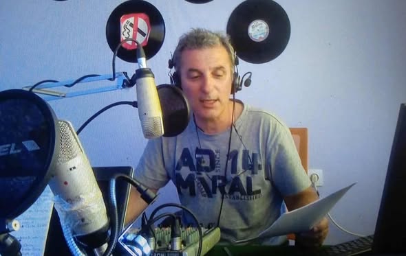 …»ΣΥΝ  &  ΠΛΗΝ» ΚΑΘΕ ΠΕΜΠΤΗ  ΜΕ ΤΟΝ ΦΙΛΙΠΠΟ ΚΑΡΑΚΩΣΤΑ.  …Γράφει ο Πάνος Καλουδάς.