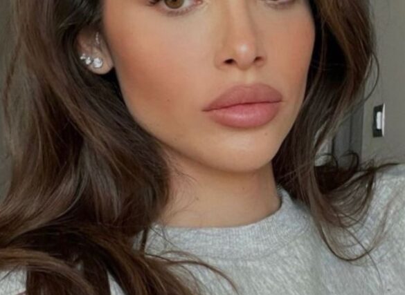 Πώς να βρεις την ιδανική απόχρωση nude κραγιόν για εσένα