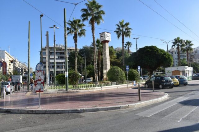 “Στο ρολόι στο Πασαλιμάνι” – Απο τον Γρηγορη Τσουκαλα