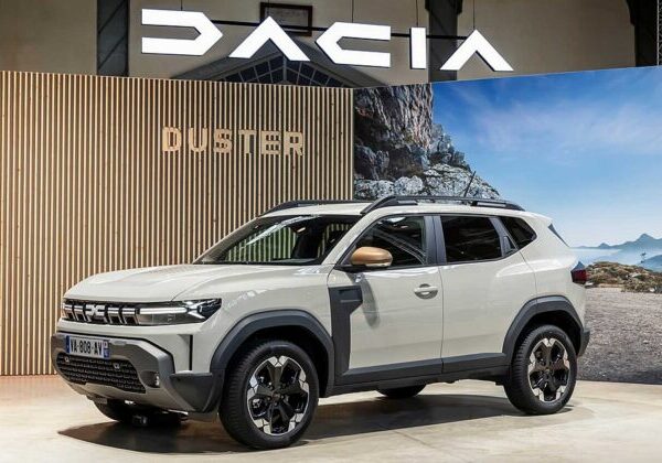Dacia: Οι πρώτες τιμές του Duster Hybrid-G διπλού καυσίμου με τα 1.500 km αυτονομίας (πίνακας)