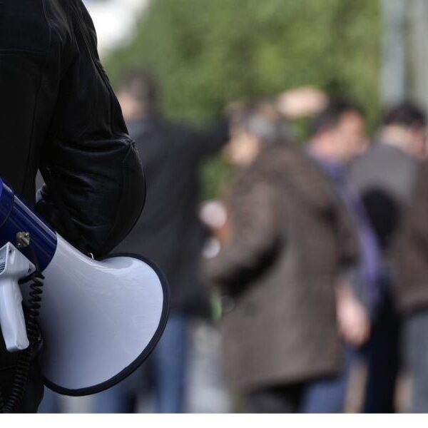 Θήβα: Στο «κόκκινο» η αγωνία των κατοίκων για την ανεξέλεγκτη επέλαση των ΑΠΕ