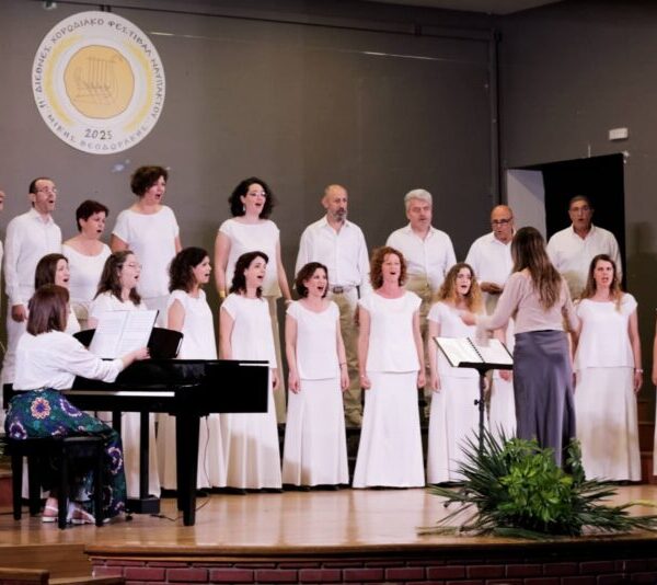 Χριστουγεννιάτικα κάλαντα με τους Vocal