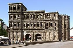 Μνημείο Παγκόσμιας Κληρονομιάς.    ΄΄΄Porta Nigra ΄΄