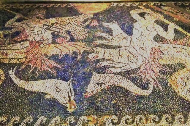 Τρίτωνας ,  Ποσειδώνα ,  Αμφιτρίτης …    – Της Αρχαιολογου Σοφία Δημητριαδου Κοκκίνου