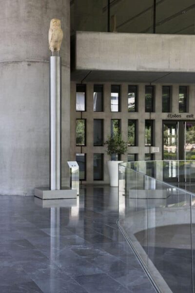 Τα μάτια της ίδιας της θεάς …. Απο την Μιράντα Σκηνίτη