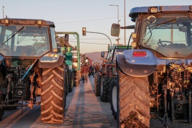 22 Ποιητές και Πεζογράφοι της Νάουσας ……  – Του Ηλια Τσεχου