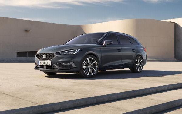 Έκπτωση έως 4.000 ευρώ για τα SEAT Leon και Leon Sportstourer -Πόσο κοστίζουν
