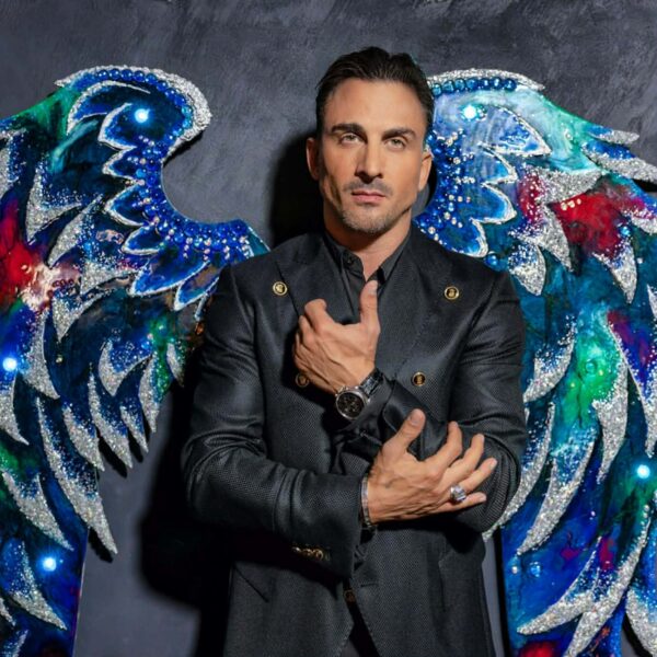 Ιορδάνης Αγαπητός: Έκανε live στα… 35.000 πόδια και έγινε viral (video)