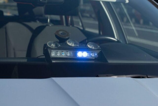 Ποιοι οδηγοί θα συλλαμβάνονται για τη χρήση γνωστού αξεσουάρ -Τι ανέφερε ο Υπουργός Προστασίας του Πολίτη