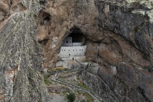 Το μοναστήρι της Παναγίας στη Νικόπολη