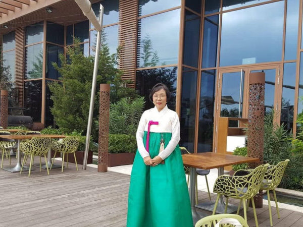 ΚΟΡΕΑ Sungrue Han  ΄΄ Δεν έχω μόνο πρόσωπο ΄΄ H Ποίηση ενώνει τους λαούς