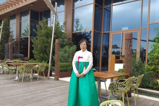 ΚΟΡΕΑ Sungrue Han  ΄΄ Δεν έχω μόνο πρόσωπο ΄΄ H Ποίηση ενώνει τους λαούς