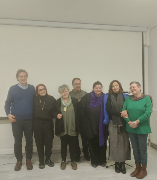 Έρευνα στη θεατρική πράξη, από τη συγγραφή στη σκηνή –  HOTEL HELMOS