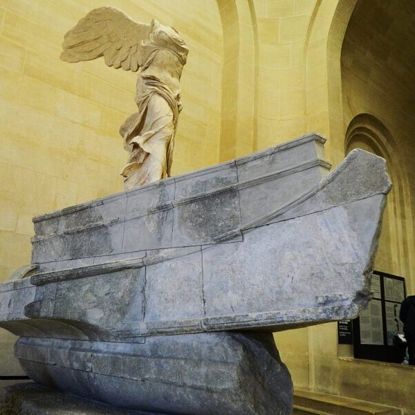 ΜΙΑ ΒΟΛΤΑ ΣΤΟ ΠΑΡΙΣΙ ..  ΜΟΥΣΕΙΟ ΤΟΥ ΛΟΥΒΡΟΥ – Απο τον Μανο Κιλημαντζο