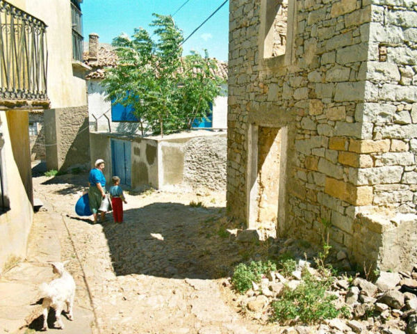 Iμβρος – Τένεδος: Πώς η Τουρκία ξερίζωσε με βάρβαρες μεθόδους τους Έλληνες από τα δύο νησιά