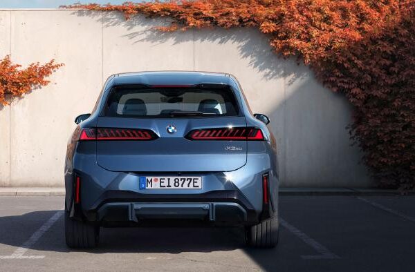 «Σπάει τα ταμεία» η BMW iX3 -Ξεπέρασε κάθε προσδοκία η ζήτηση