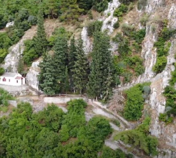 Μια βόλτα στον μυθικό ποταμό της Έρκυνας